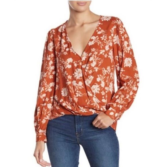 LUSH SURPLICE FLORAL WOVEN BLOUSE IN BLACK FLORAL SIZE XLARGE NWT - Picture 1 of 3